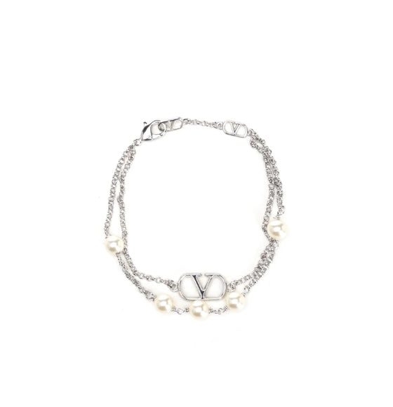 Silver V-Logo Signature Pearl Chained Bracelet